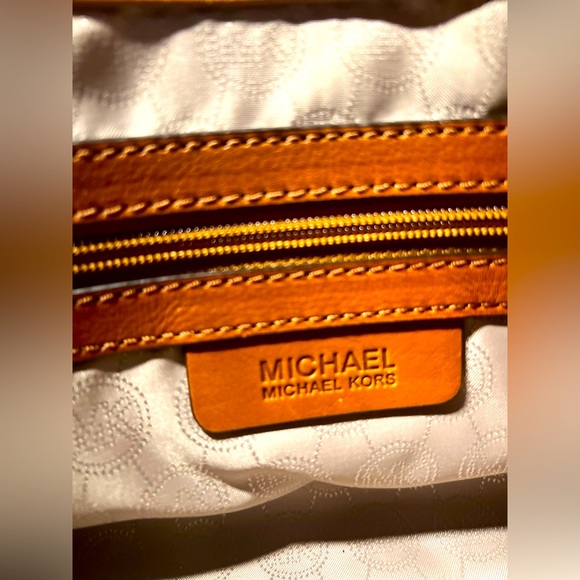 Michael Kors Hamilton Medium Leather Satchel in white/Brown EUC - Picture 8 of 8